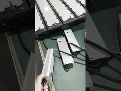IP65 保護 高性能 LED 屋外路灯 調整可能なブレーケット設計