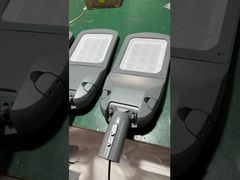 屋外照明 IP65 防水 アルミ 運動センサー 太陽光ランプ 300w 400w 500w