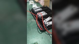 あらゆるニーズに応えて会場を照らす IP65 LED フラッドライト