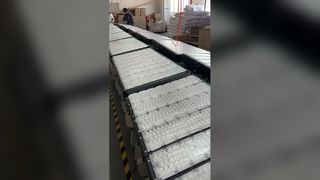 見る: IP66 防水靴箱ライト 200W 300W 400W 500W 庭および道路照明ショーケース用