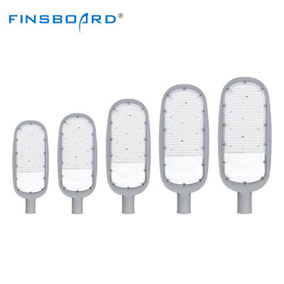 120lm/W 高効率のLED路灯 IP66防水とAC85-265V 広電圧で屋外高速道路照明