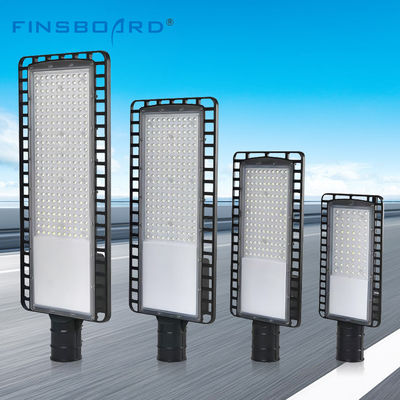 エネルギー効率の高いIP66防水LED路灯 屋外高速道路照明用 50W~200Wのワット