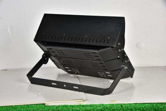 IP67防水定格と50000時間の寿命を持つ750WブラケットマウントLEDスタジアムライト（野球場およびアリーナ用）