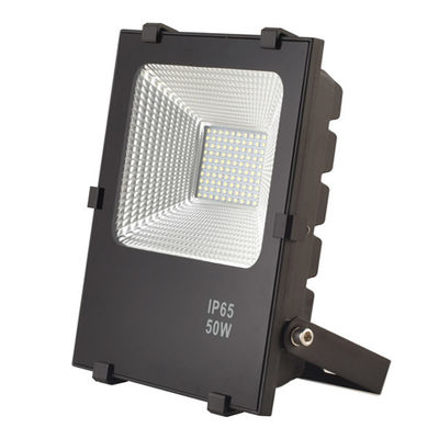 50W RGB LED投光器、IP65防水定格、屋外およびステージ照明用