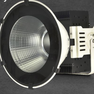 IP65 防水 高光 LED 工業 高湾照明 200W-700W 電力オプションのタワークレーンライト